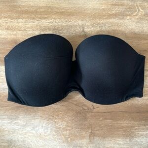Victoria Secret: Body By Victoria lined Strapless Bra 34DDD